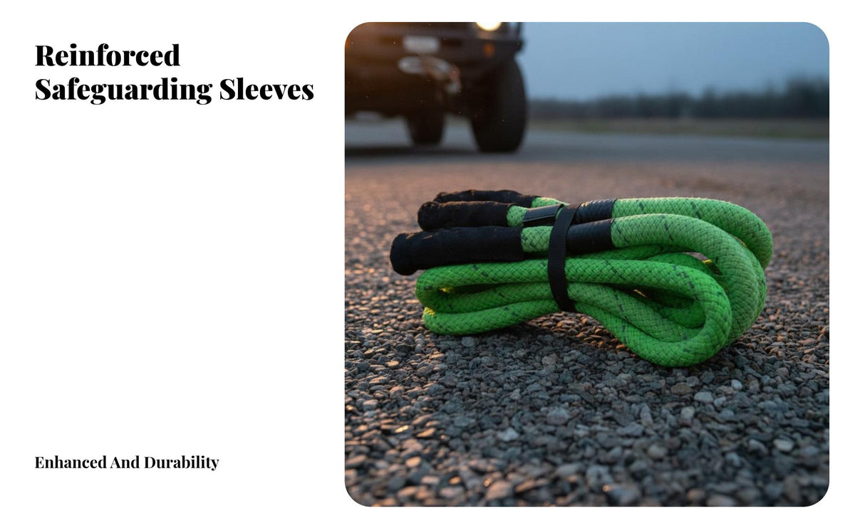 Reflective Kinetic Recovery Rope High-Stretch Kinetic Rope Kit Shock Absorbing Towing Equipment Heavy-Duty for Away-Highway Enthusiasts, Truck Owners, ATV/UTV Riders, Roadside Emergencies