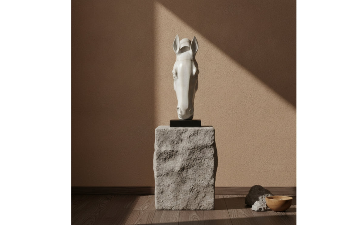 Abstract Horse Head Sculpture Faux-Jade Sculpture with Dark Foundation Decorative Horse Statue for Art Collectors, Homeowners, Entryway Table