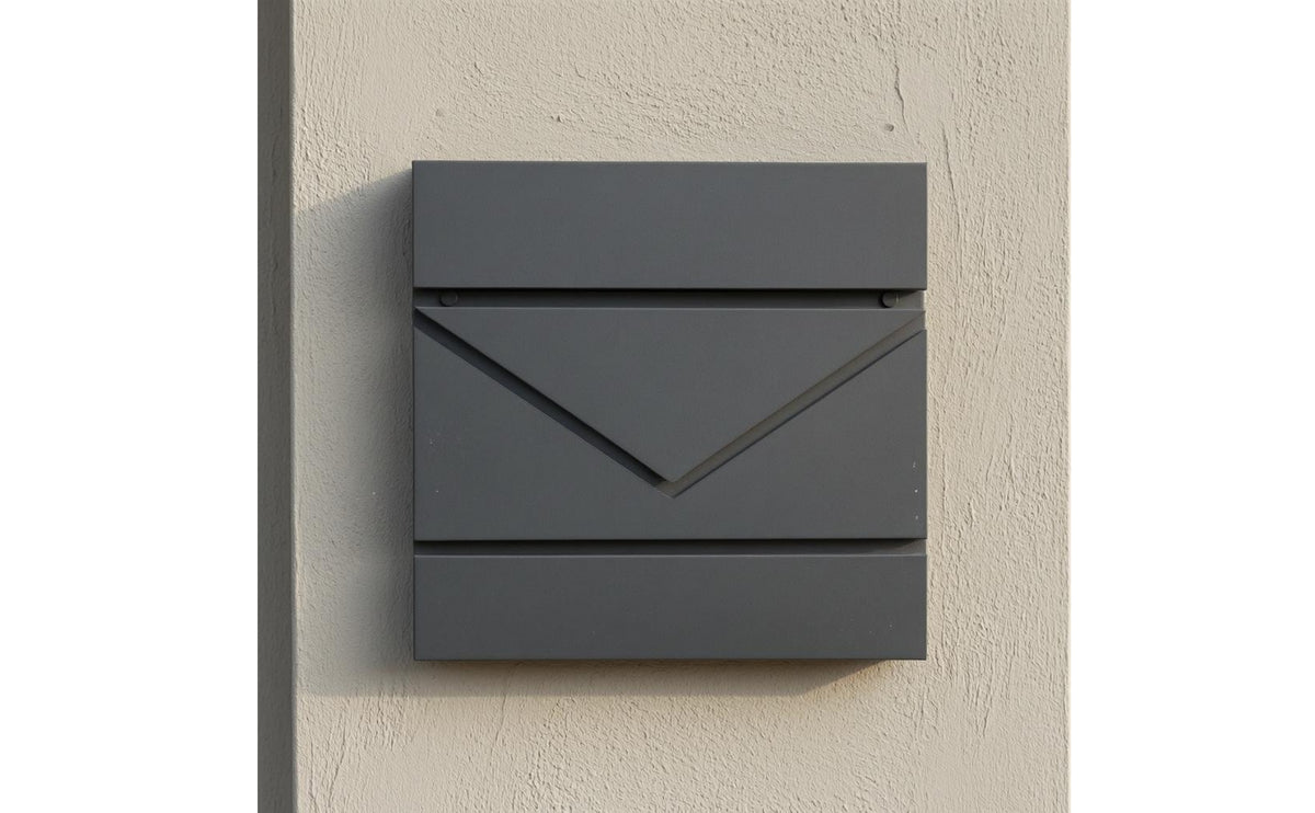 Locking Metal Mailbox Heavy-Duty Wall-Mounted Mailbox Powder Coated Metal Surface Mail Box for Home, Office