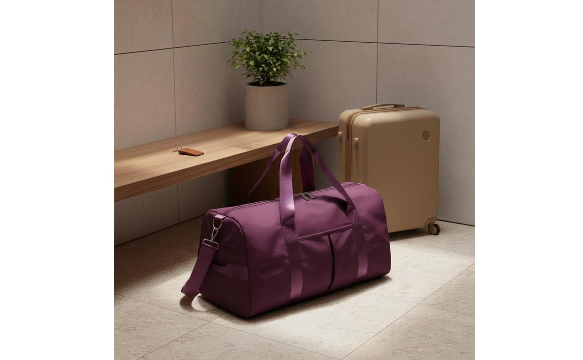 Stylish Design Wet Dry Separation Travel Bag Multi-Functional Pockets Large Capacity Exercise Bag Long-Lasting & Tear-Resistant Carry on Travel Duffle Lightweight for Women, Weekend Trips, Swimming