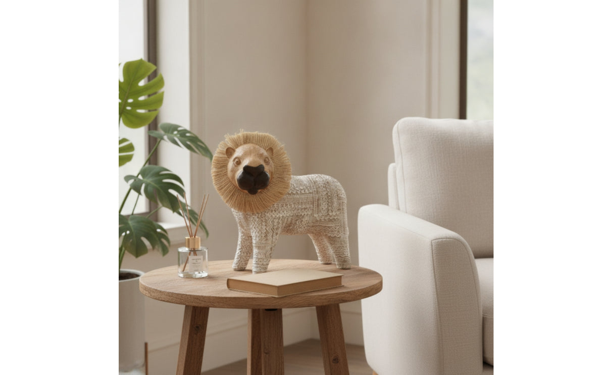 Lion Figurine Handmade Lion Statue with Straw Mane Wabi-Artistic Decor for Art Collectors