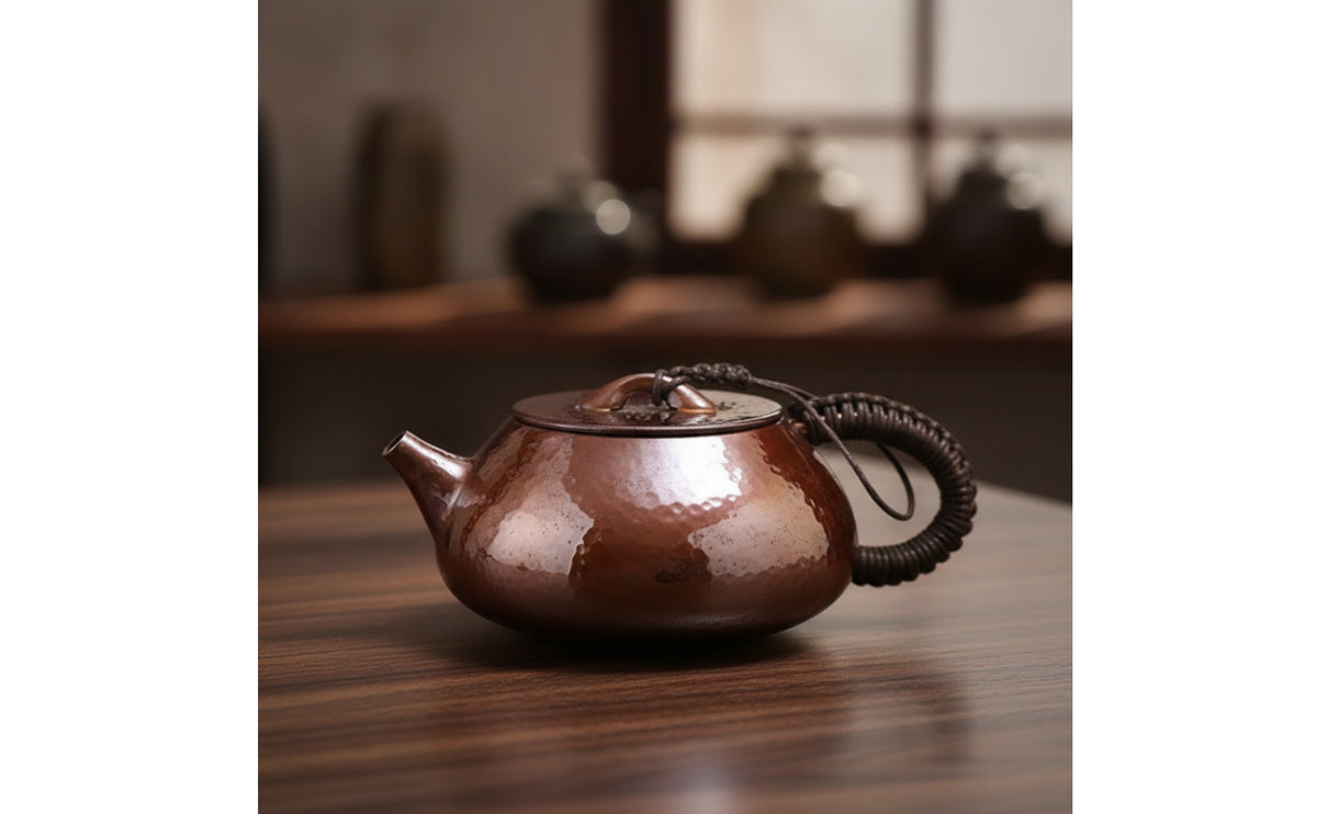 Hammered Copper Teapot Handcrafted Copper Teapot 300ml Tea Vessel for Collectors