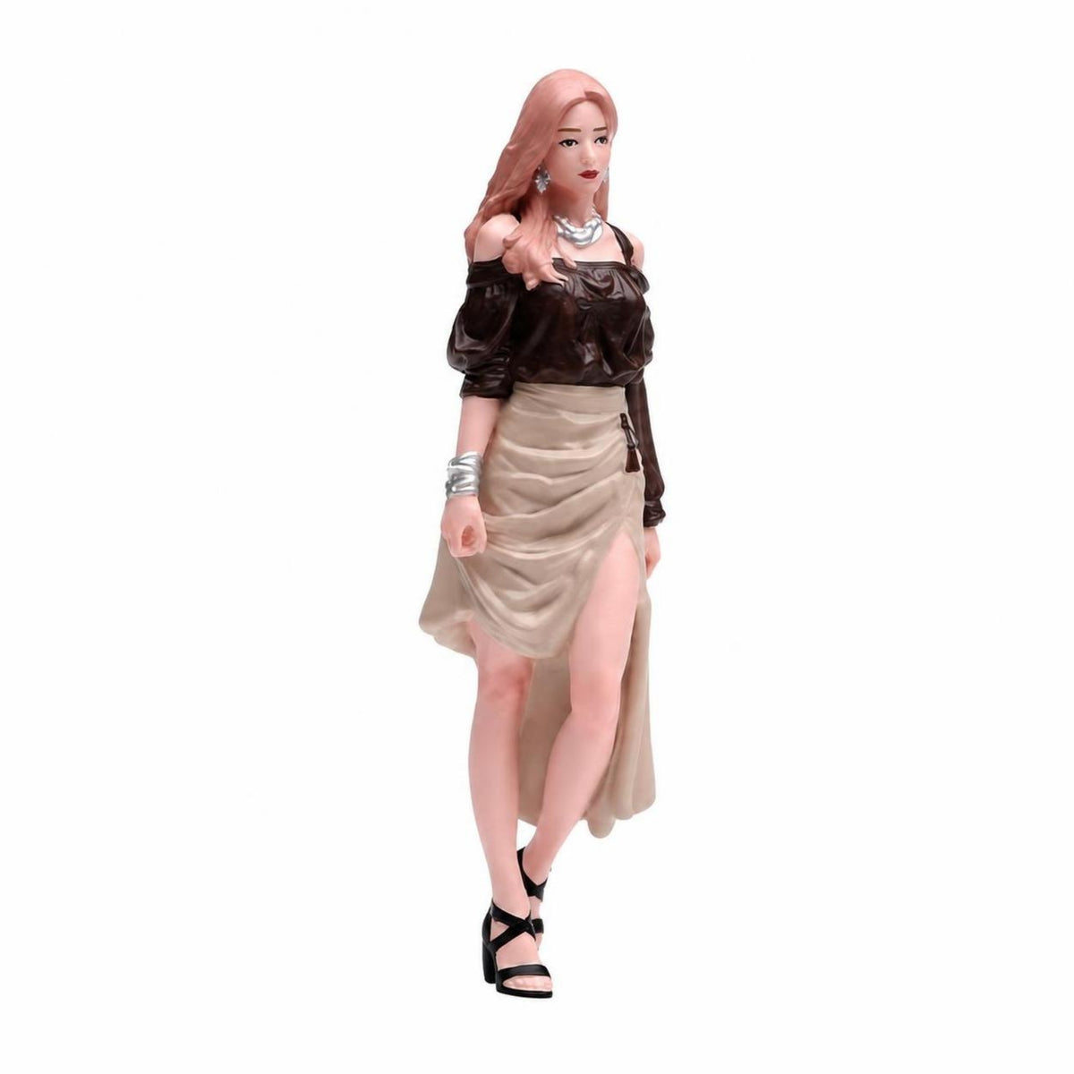 1/18/24 Fashion Walking Girl B Fine Painted Miniature Scene Model with Hand-Painted Resin Figure