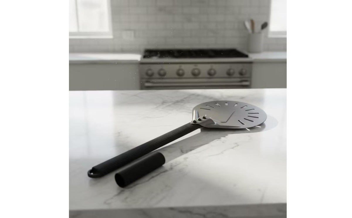Lightweight Perforated Pizza Peel Easy to Clean Pizza Peel with Perforated Paddle Portable Kitchen Tool Heavy-Duty for Home Bakers
