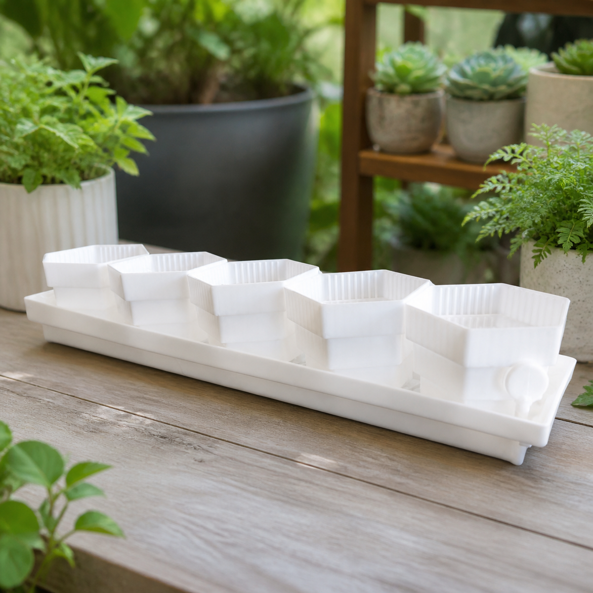 Shatterproof Planter, PP Plant Pots for Apartment Dwellers, Breathable Plant Pot with Drainage Holes, Small Pots for Indoor Use