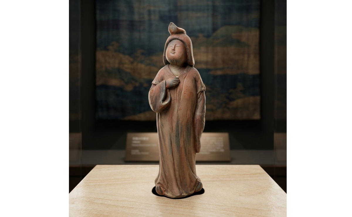 Resin Woman Figurine Traditional Female Sculpture Decoration Tabletop Figurine Antique-Style Female Sculpture Retro