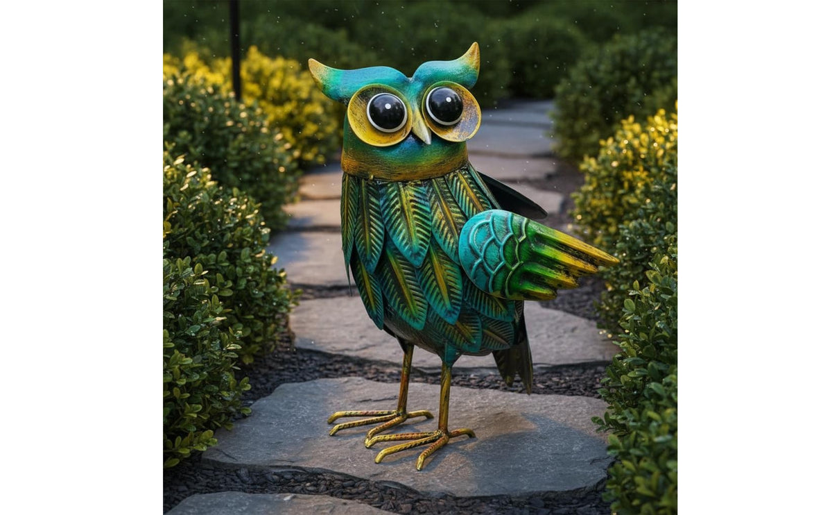 Artisan-Made Metal Owl Sculpture Weatherproof Creature Ornament Hand-Painted for Outdoor