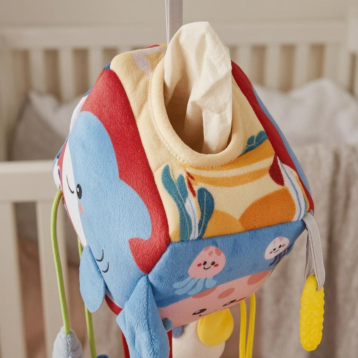 Hanging Stroller Toy Multicolor Crib Hanging Toy Cartoon Animal Prints Padded