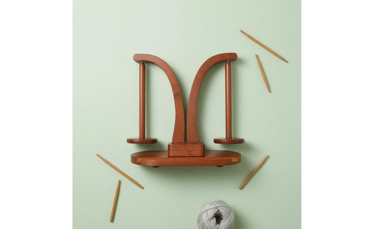 Double-Post-Post Two-axisAxis Yarn Holder Curved Frame Bamboo Yarn Holder Natural Wood Grain Polished Finish