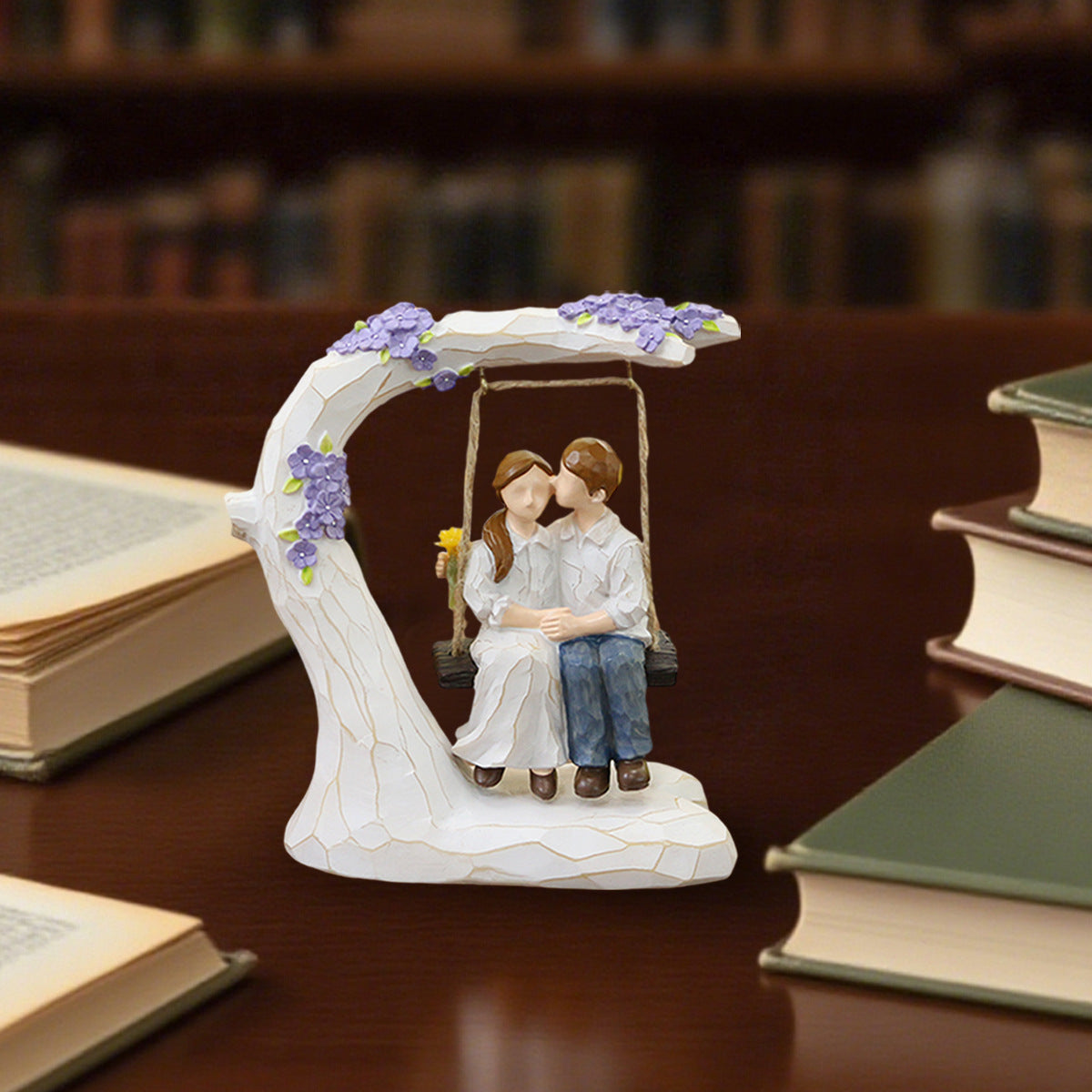 Resin Couple Swing Figurine for Home Decor