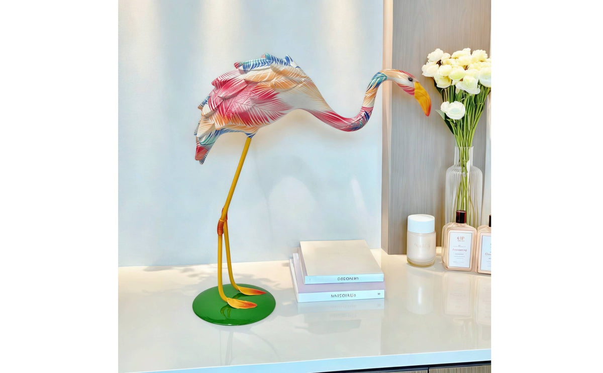 Collectible Modern Resin Flamingo Figurine Handmade Craftsmanship Resin Art Sculpture European Design for Outdoor