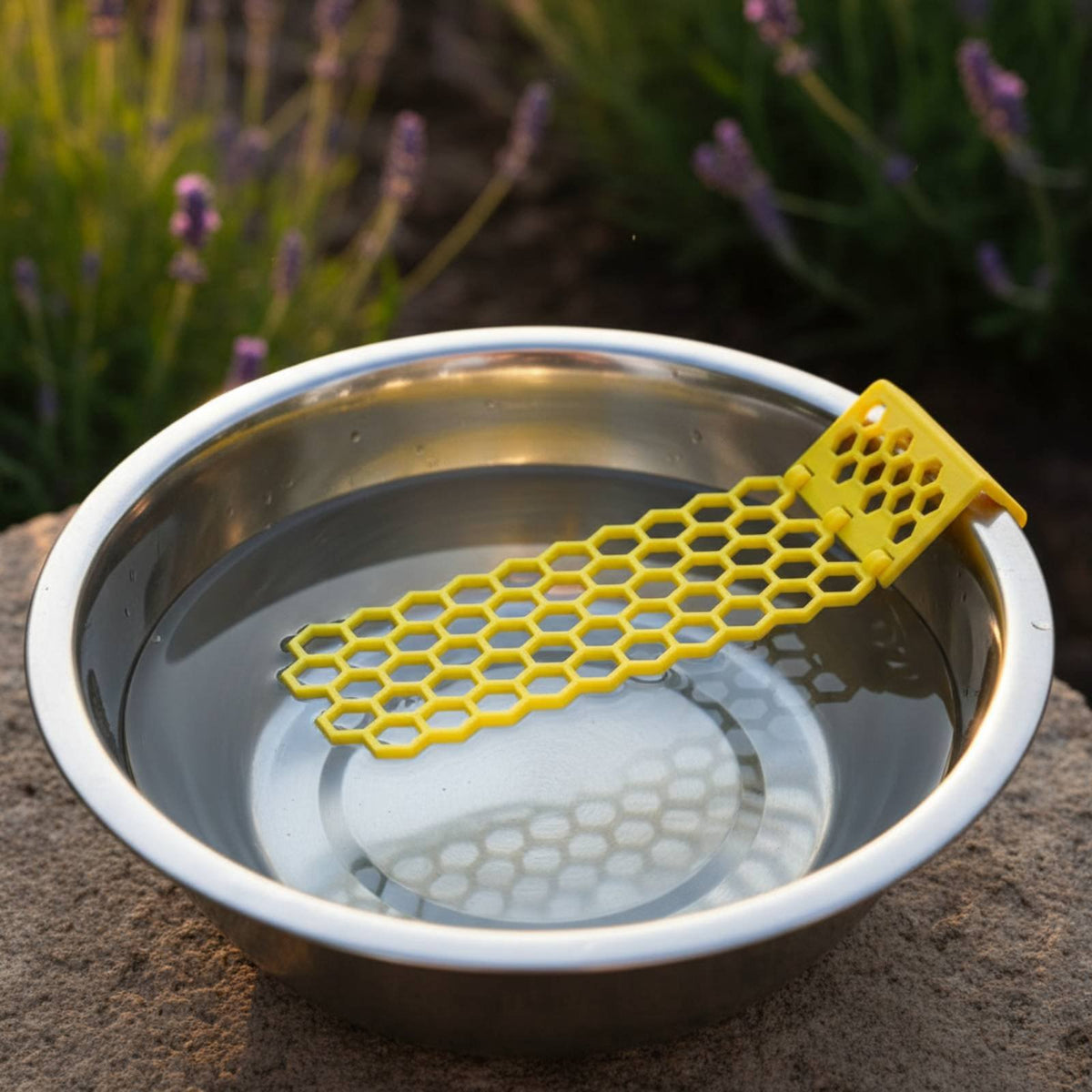 Prevents Drowning Floating Bee Ladder Safe Landing Surface Bee Watering Station Lightweight Drinking Eco-Buoyant Platform-Friendly for Gardeners, Beekeepers, Apiary