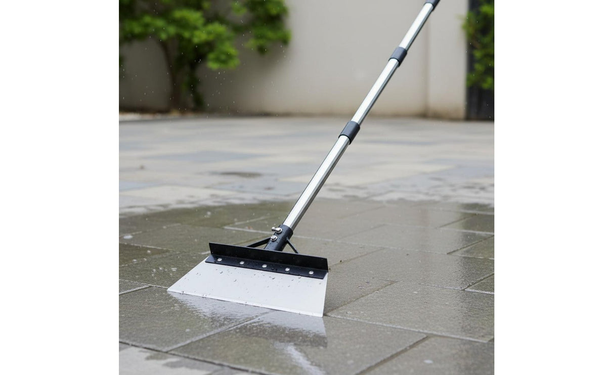 Multi-Purpose Manganese Steel Manure Spade Multifunctional Sectional Handle Flat Shovel Wide Blade for Farmers, Gardeners, Outdoor, Garden