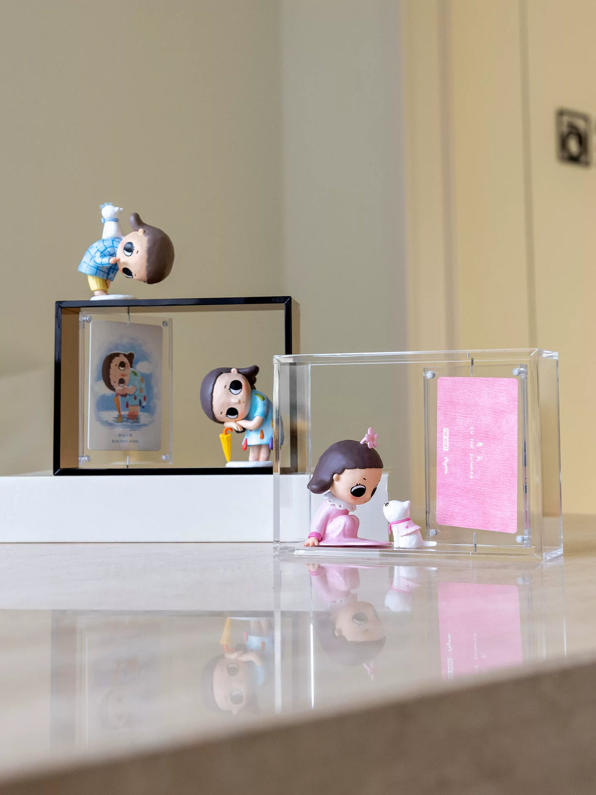 Double-Sided Acrylic Photo Frame for Blind Box Cards and Photos