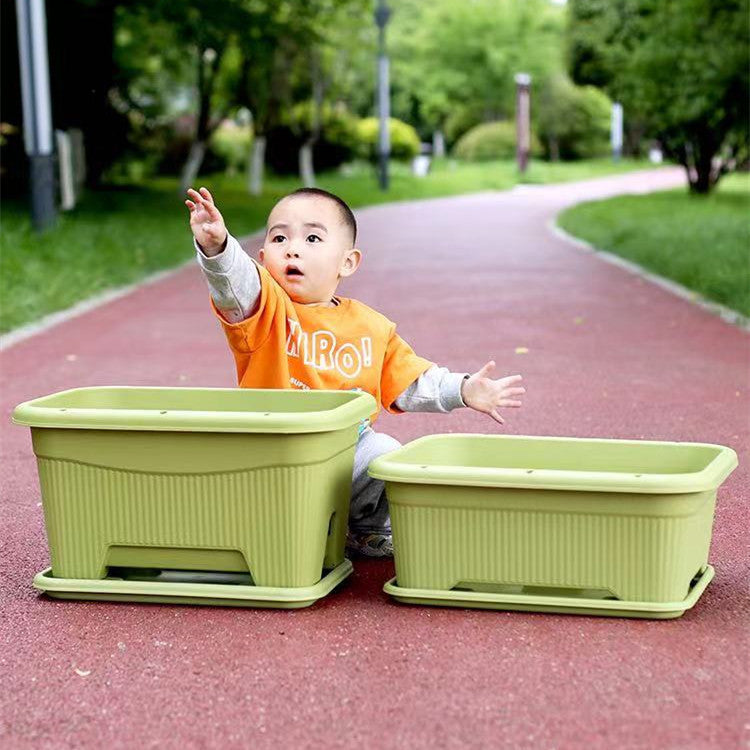 Large Rectangular Plastic Planter Box for Balcony Vegetable and Strawberry Gardening