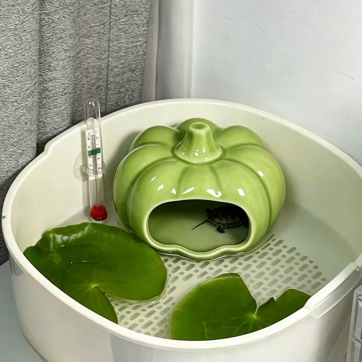 Turtle Hideaway House Aquarium Decoration Ceramic Shelter for Reptiles and Small Pets