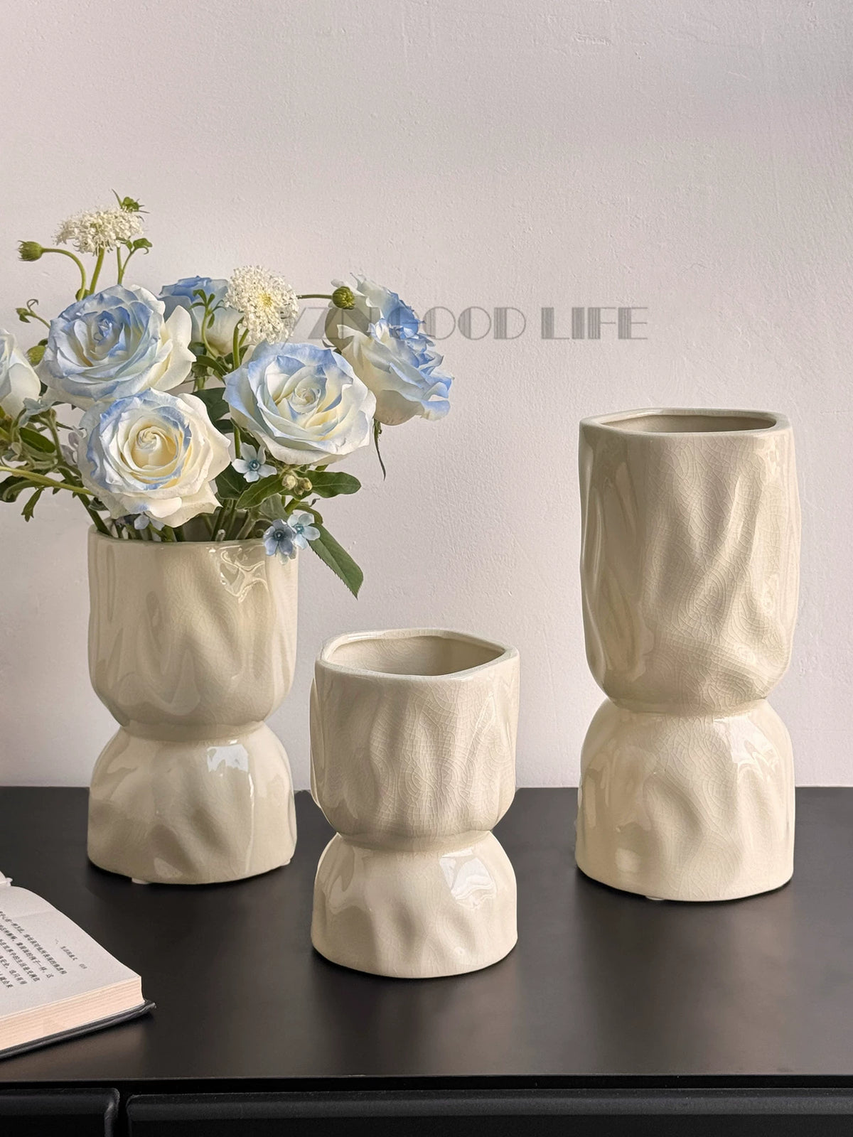Mid-Century Style Ceramic Art Vase for Hydroponic or Floral Arrangements, Living Room and Dining Table Decor