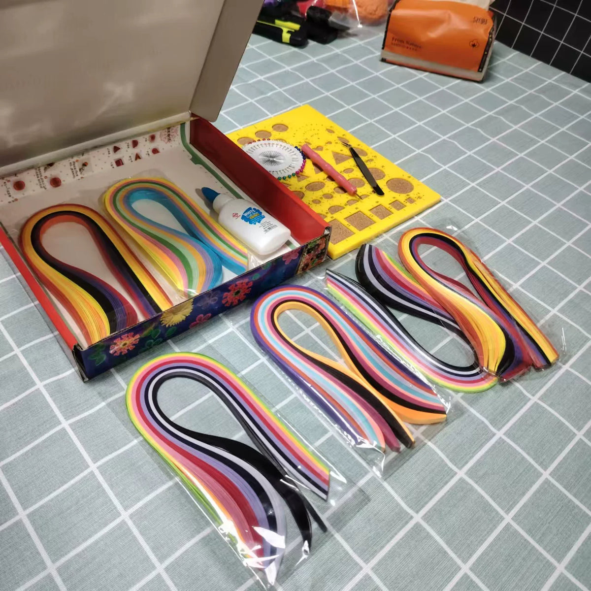 Quilling Paper Strips and Tools Kit for Beginners