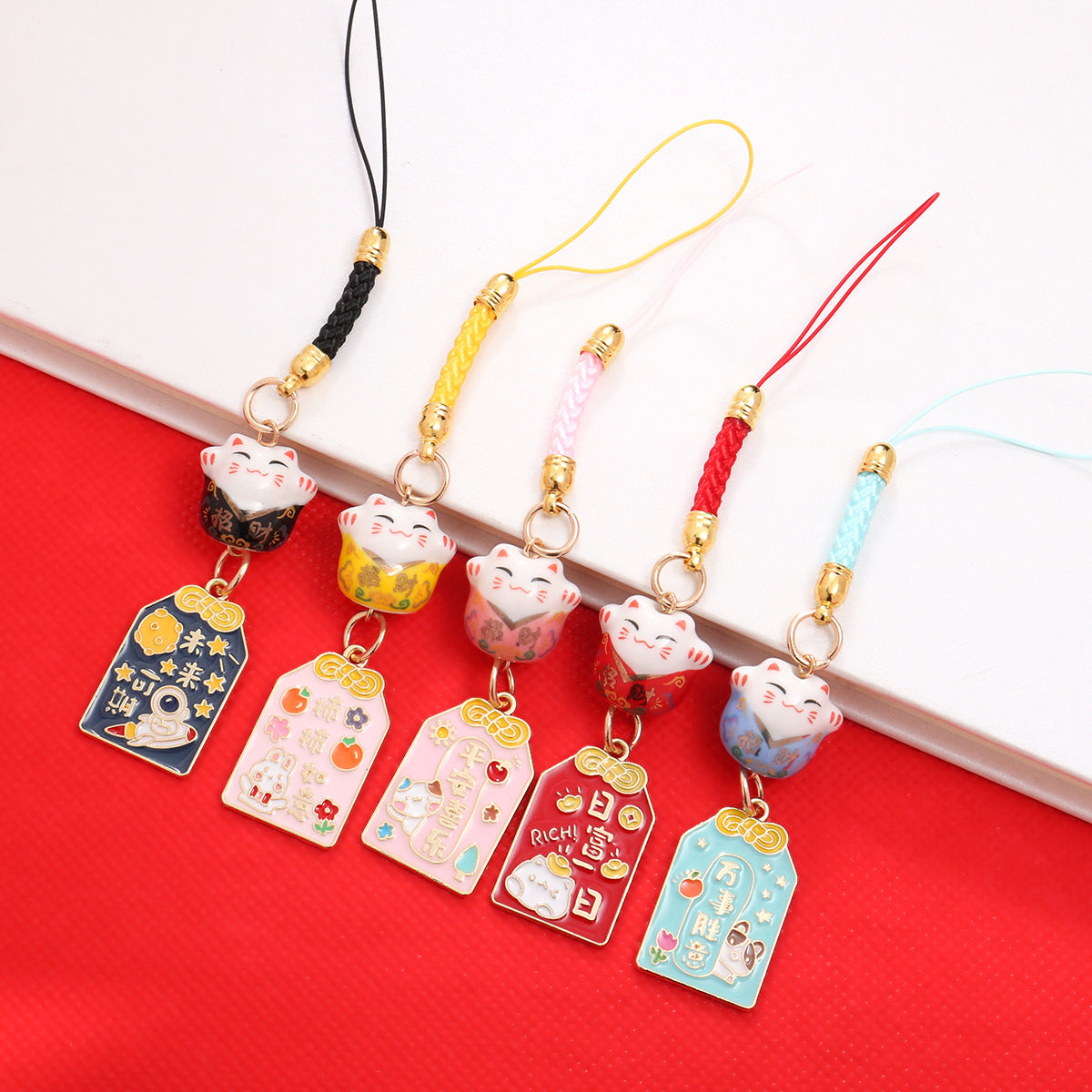 Japanese Style Ceramic Lucky Cat Keychain Charm for Bags and Phones