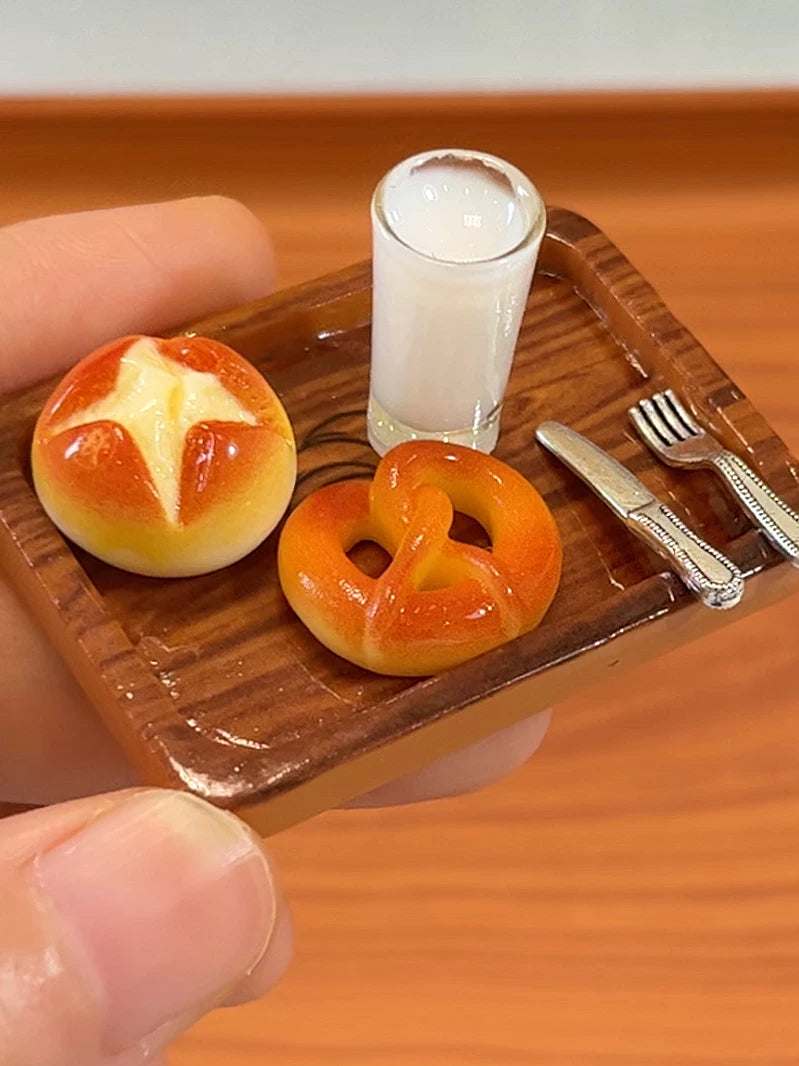 Mini Pretend Play Simulation Pretzel Croissant Bread Pastry for Dollhouse Decor