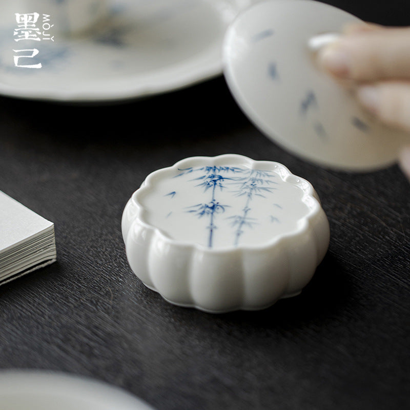 Hand-Painted Blue and White Floral Teapot Lid Rest for Gongfu Tea Ceremony