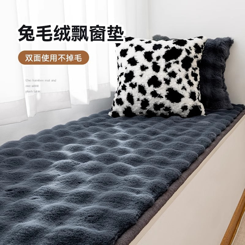 Reversible Faux Rabbit Fur & Bamboo Bay Window Cushion, Luxury Bedroom Balcony Seat Pad, All-Season