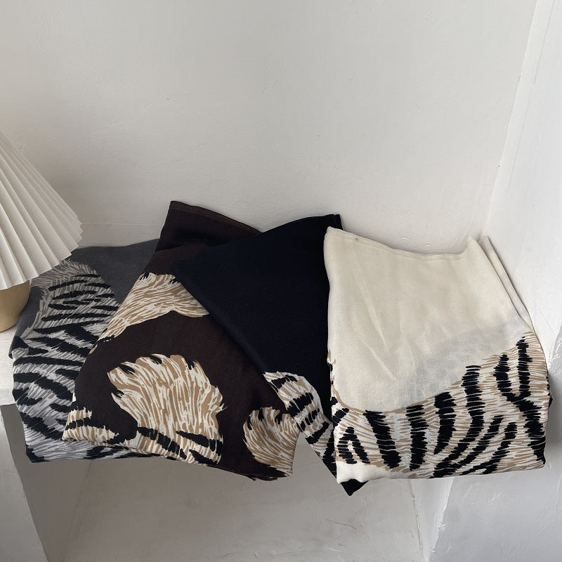 Cheetah Gaze Faux Fur Scarf Shawl for Women, Autumn/Winter Warm Air-Conditioned Room Wrap