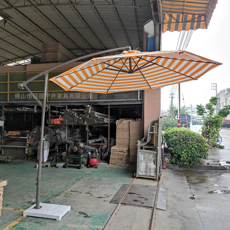 Outdoor Patio Umbrella with Crank Lift, UV Protection Sunshade for Garden, Beach, and Commercial Use