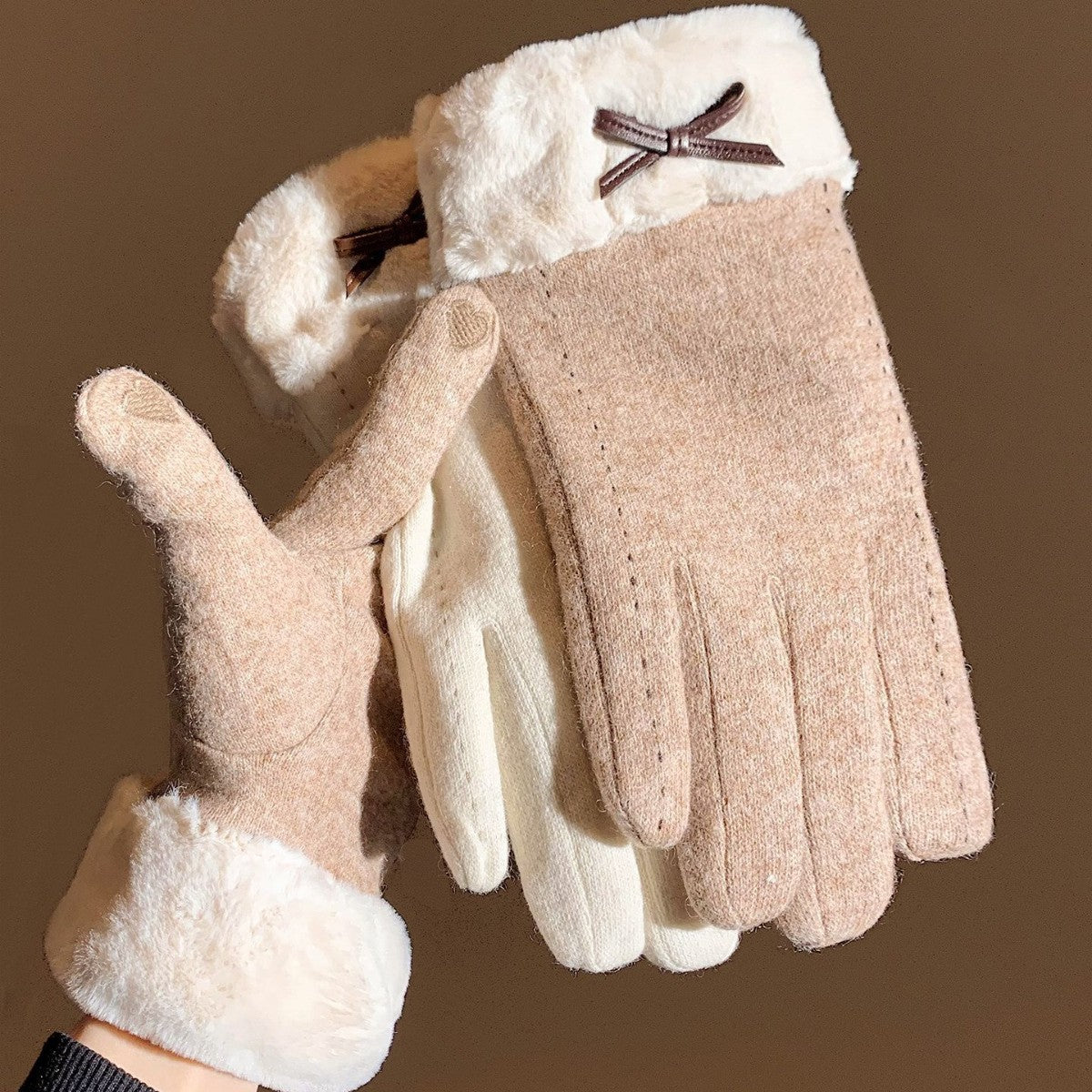 Women's Plush Bowknot Winter Warm Touchscreen Gloves for Cycling & Cold Weather