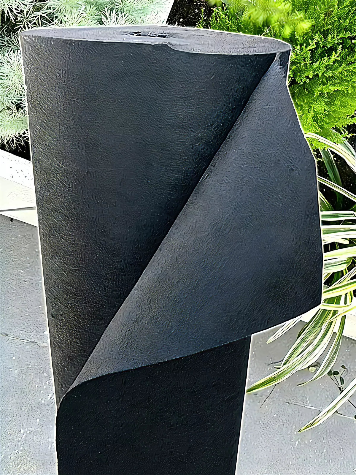 Geotextile Fabric for Gardening, Landscaping, and Planters - Permeable, Breathable, Anti-Soil Erosion