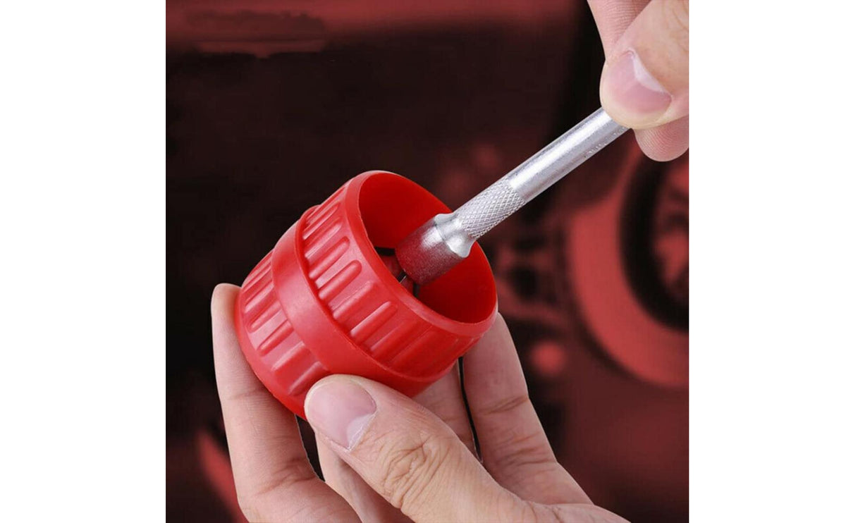 Copper Pipe Deburring Tool Tri-Blade Design Aluminum Tube Chamferer Hardened Alloy Steel Blades Pipe Rim Scraper for Plumbers, DIY Users, Plumbing Repair, Workshop