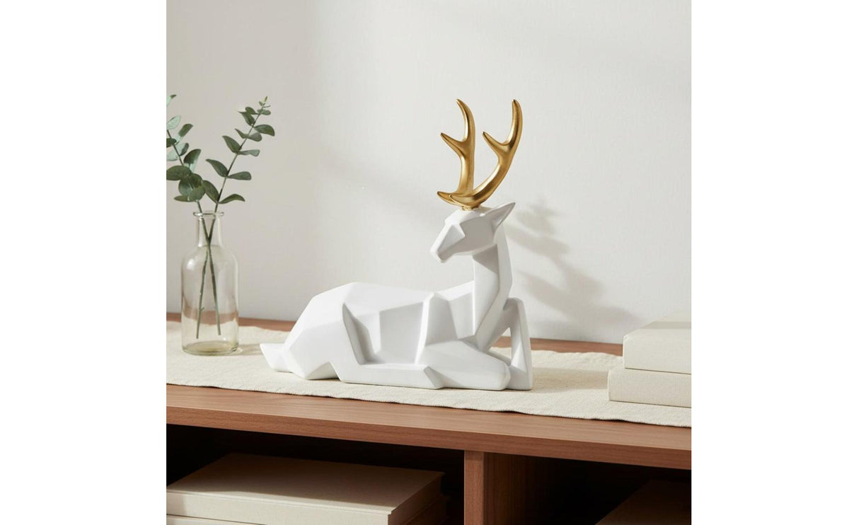 2 Pieces Modern Design Deer Statue Set Light Luxury Geometric Deer Statue Great Gift Idea for Couples, Office Desktop, TV Cabinet, Bookshelf
