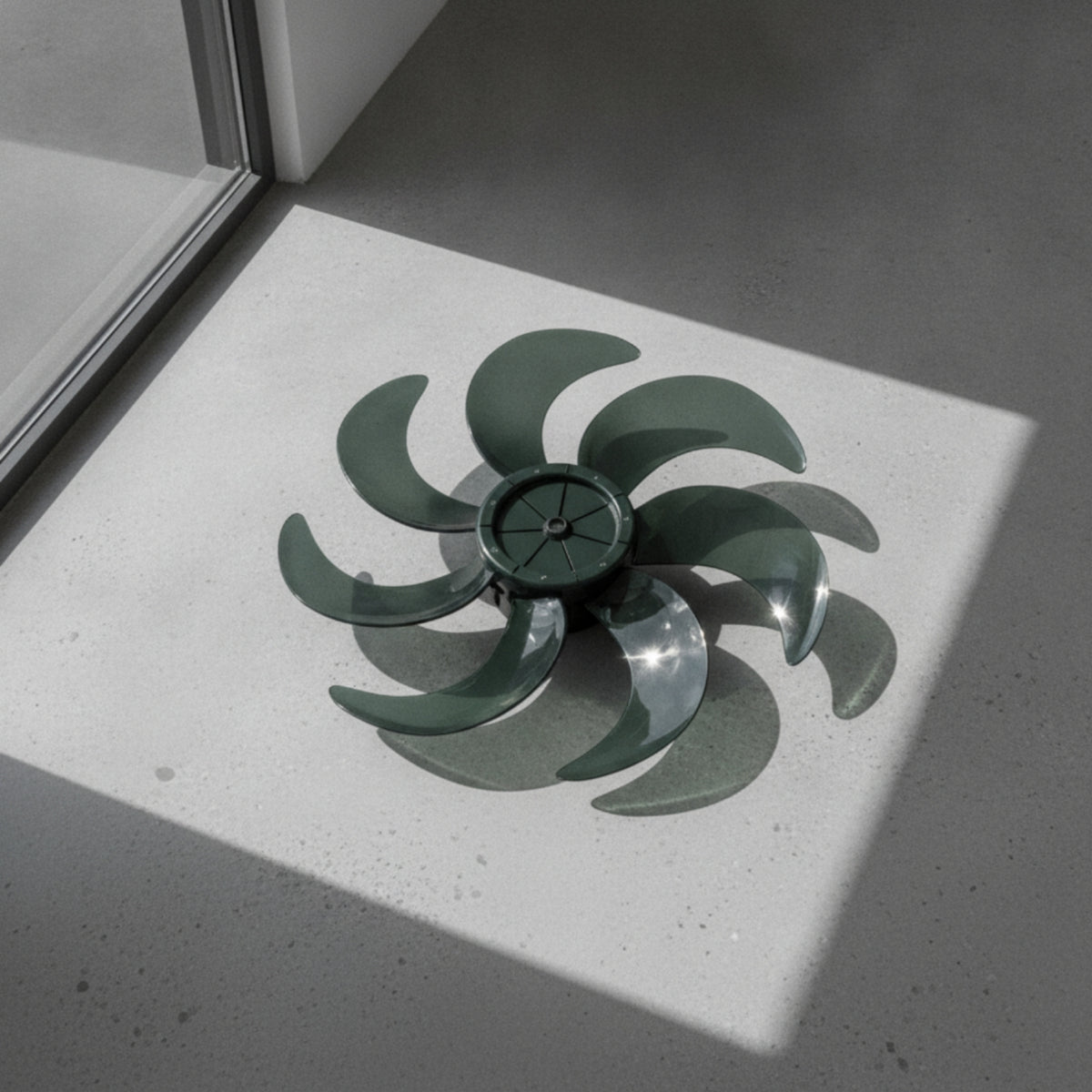 7 Fan Replacement Fan Vane with Central Hub Translucent Hardware for Homeowners, Repair Technicians, Home Maintenance