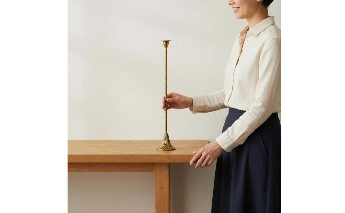 Spiral Gold Candle Holder Stable Base Single Head Candle Stand Candlestick for Guest House, Hotel Room
