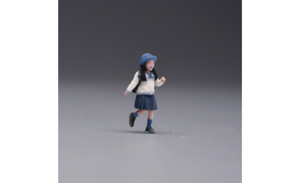 1/64 Scale Schoolchild Figurine Painted Miniature Figure for Hobbyists, Collectors, Model Scenes, Dioramas