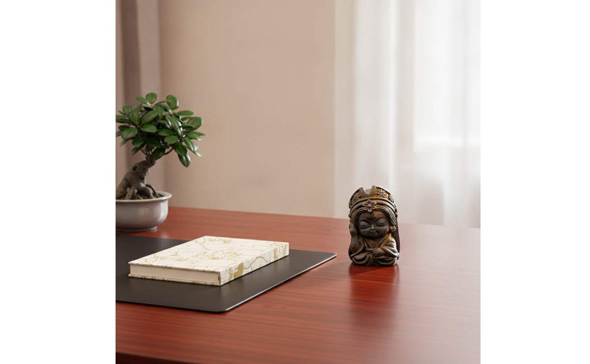 Compact Seated Deity Statue Sculpted Resin Figurine Collectible Desktop Ornament Minimalist for Collectors, Minimalists, Altar, Office, Bookshelf