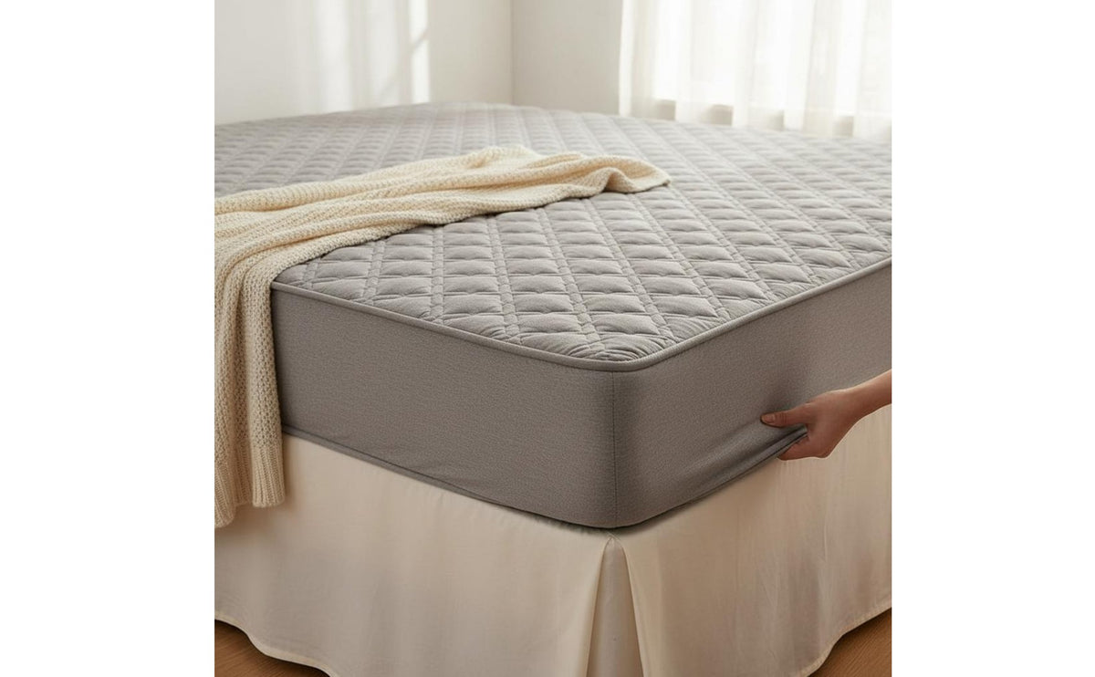 Solid Color Quilted Waterproof Mattress Protector Dust Proof Waterproof Fitted Mattress Pad Machine Washable Padded Cotton Bed Cover Thickened for Babies, Toddlers, Hotel, Guesthouse