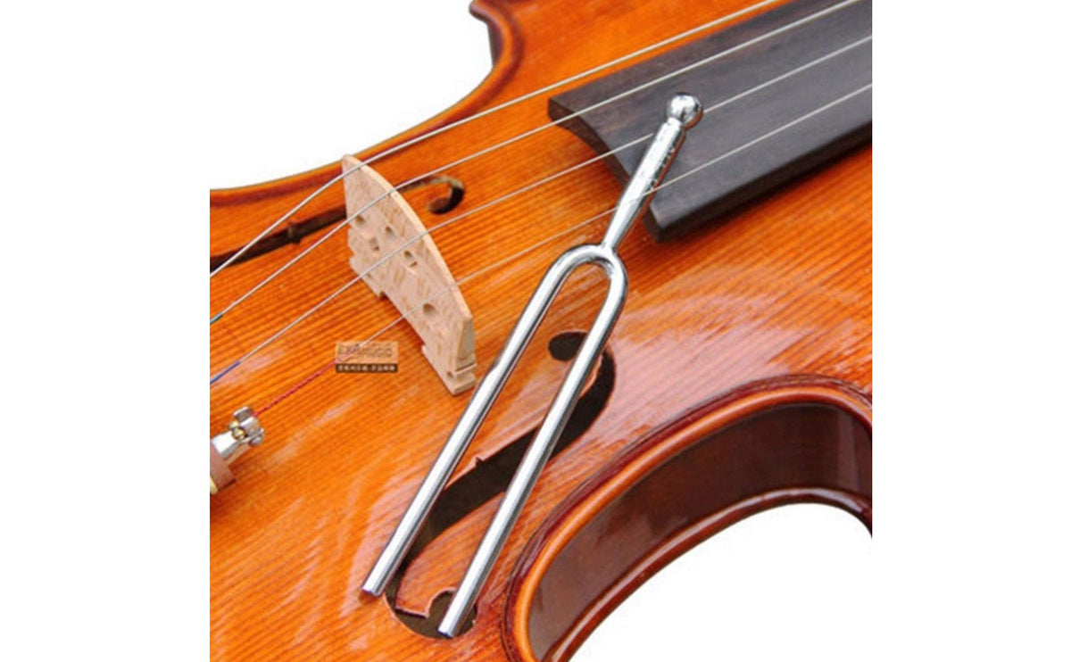 Nickel Plated 440 Hz Tuning Fork Portable A 440 Tuning Fork Easy to Use Frequency Tuner Clear Tone for Musicians, Teachers, Music Practice, Classroom,