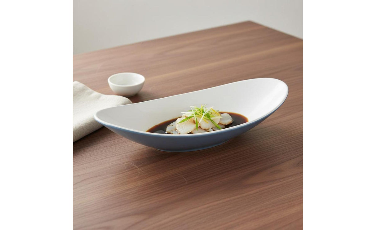 Boat-Shaped Serving Dish Ceramic Look Boat Shaped Serving Tray Shatter-Resistant Oval Melamine Plate for Restaurants, Chefs, Commercial Use, Hotel