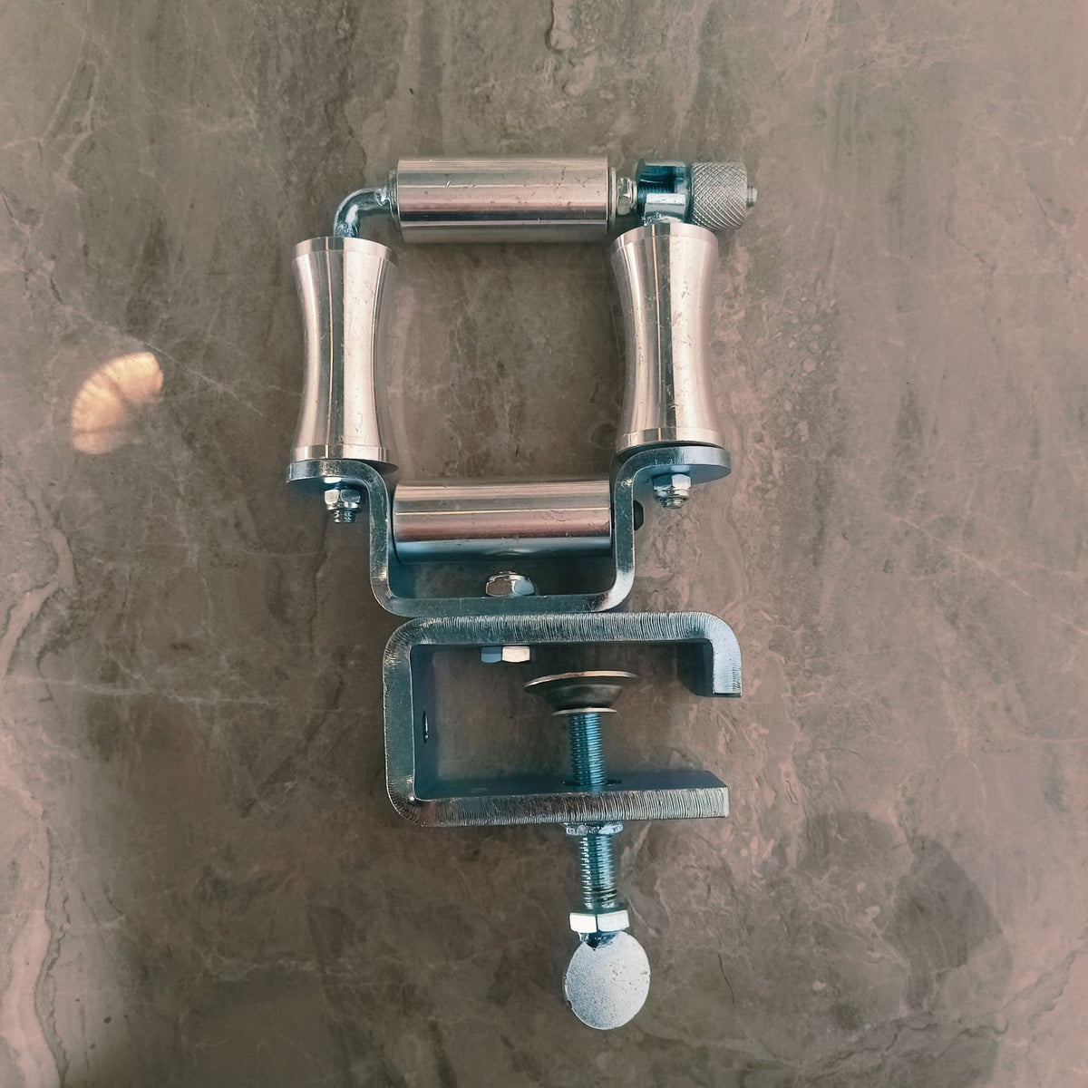 Four-Sided Pulley Cable Laying Trolley with Clamp for I-Beam and Cable Tray