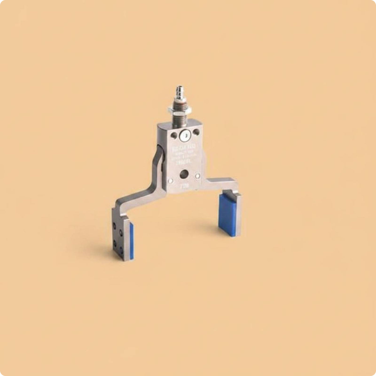 Strong Clamping Force Mini Pneumatic Gripper Stable Performance Robotic Arm Pneumatic Clamp Easy to Install for Molding Molding Line