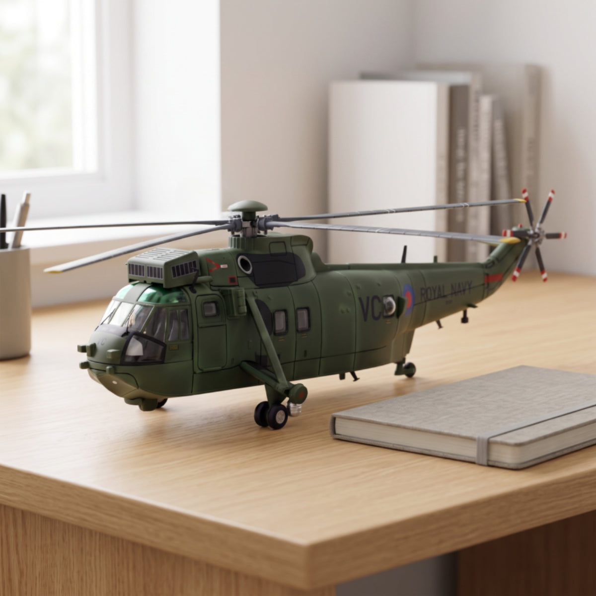 Aviation Display Model Helicopter 1:72 Scale Display ModelKit Helicopter for Collectors, Desk