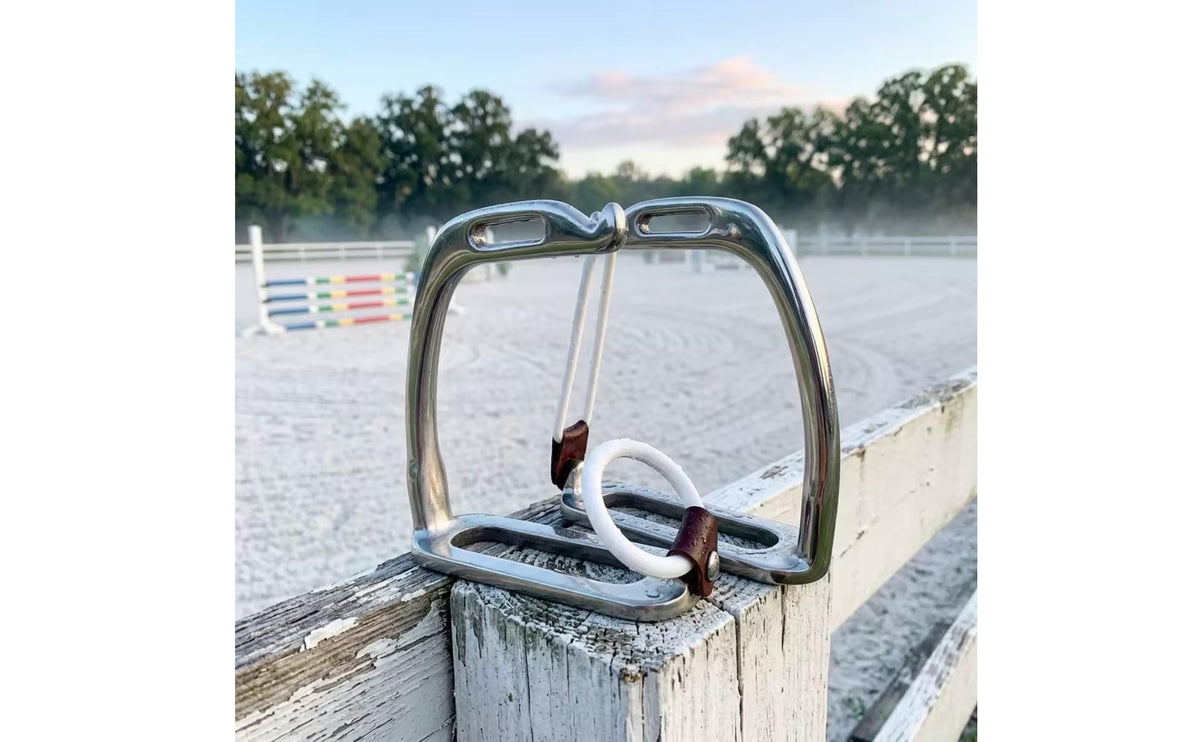 Peacock Stirrups Curved Stirrups Shiny Foot Support for Riders