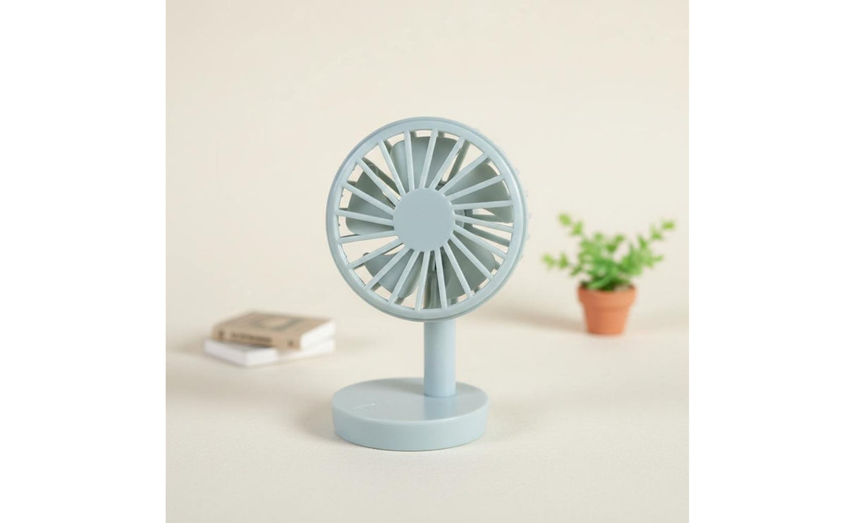Detailed Design OB11 Scale Fan Lightweight Miniature Electric Fan Scene Prop for Miniature Scene
