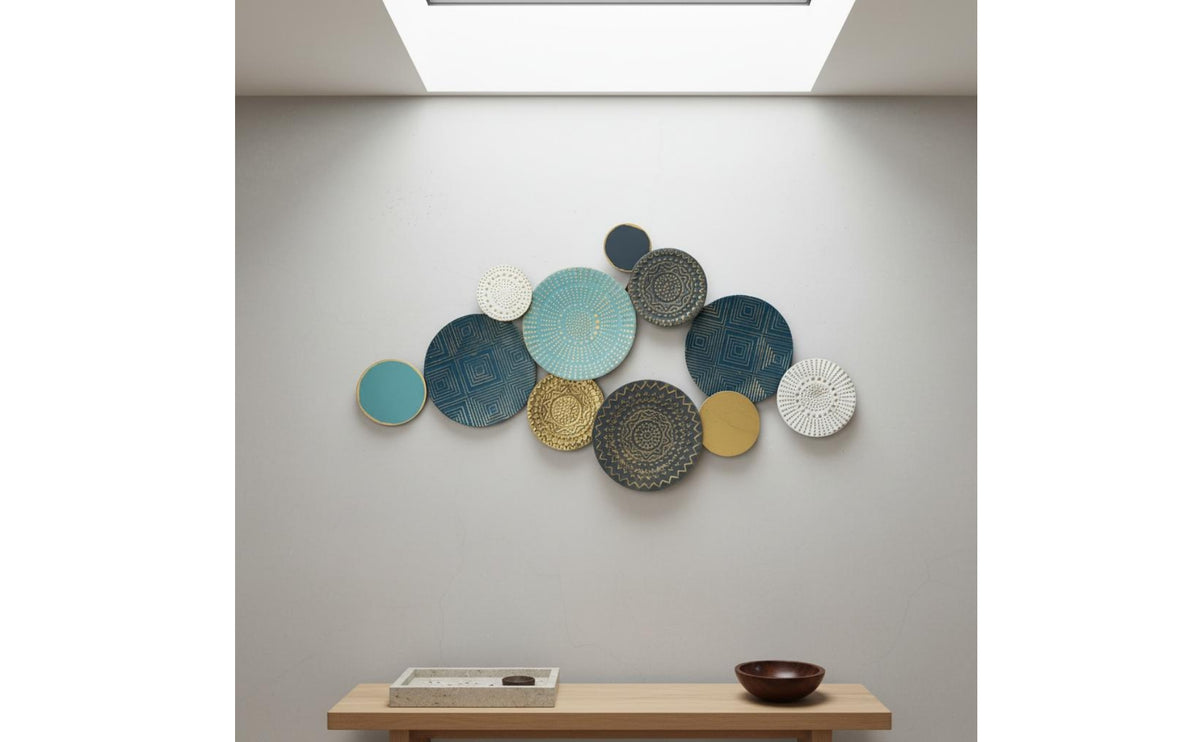 Metal Disc Wall Art Embossed Circular Metal Wall Sculpture Textured Room Decoration for Entryway, Bedroom