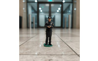 Security Guard Figurine High Detail Male Guard Miniature Figurine Realistic appearance/64 Scale Resin Figure for Collectors, Display, Diorama, Collection