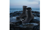Foot Protection 3mm Neoprene Dive Socks Quick-Dry 3mm Dive Socks Elastic Material Soft Sole Wading Shoes 4-Way Stretch for Surfers, Divers, Boaters, Surfing, Diving, River Tracing