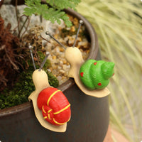 2 Pieces Hanging Ornament Presentable Pot Decoration indoor/outdoor Garden Decor for Balcony