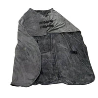 Winter Horse Blanket Cold Weather Horse Blanket with Belly Straps Contoured Adjustable for Horses, Stable, Turnout