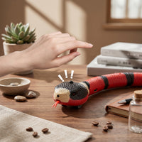 Obstacle Avoiding Feline Toy USB Rechargeable Snake Feline Toy Red Body